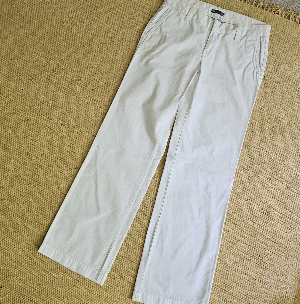 GAP WOMEN'S WHITE VINTAGE CHINOS